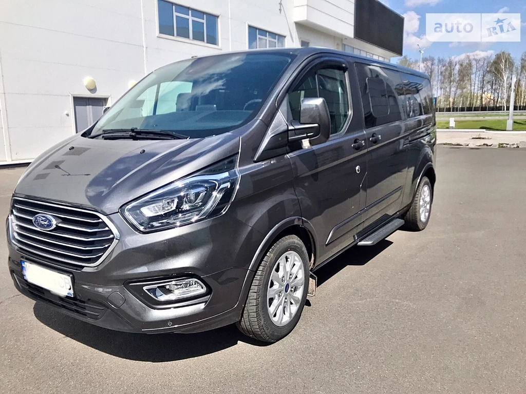 Ford Tourneo Custom Titanium