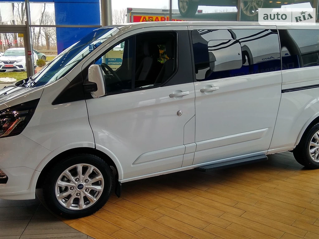 Ford Tourneo Custom Titanium