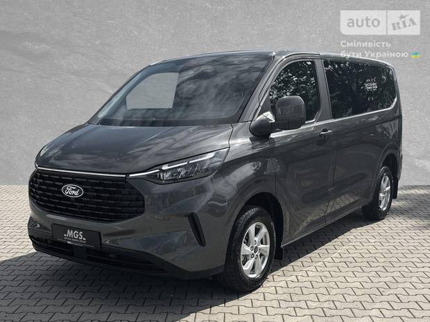 Ford Tourneo Custom 2025