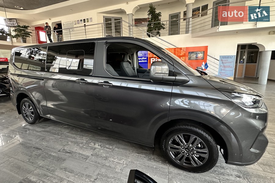 Ford Tourneo Custom - фото 4