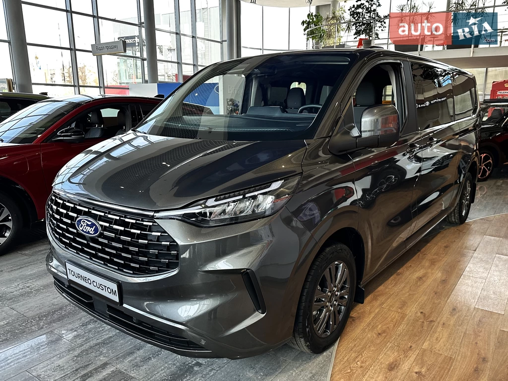 Ford Tourneo Custom Titanium