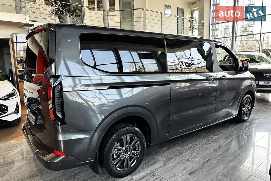Ford Tourneo Custom - фото 5