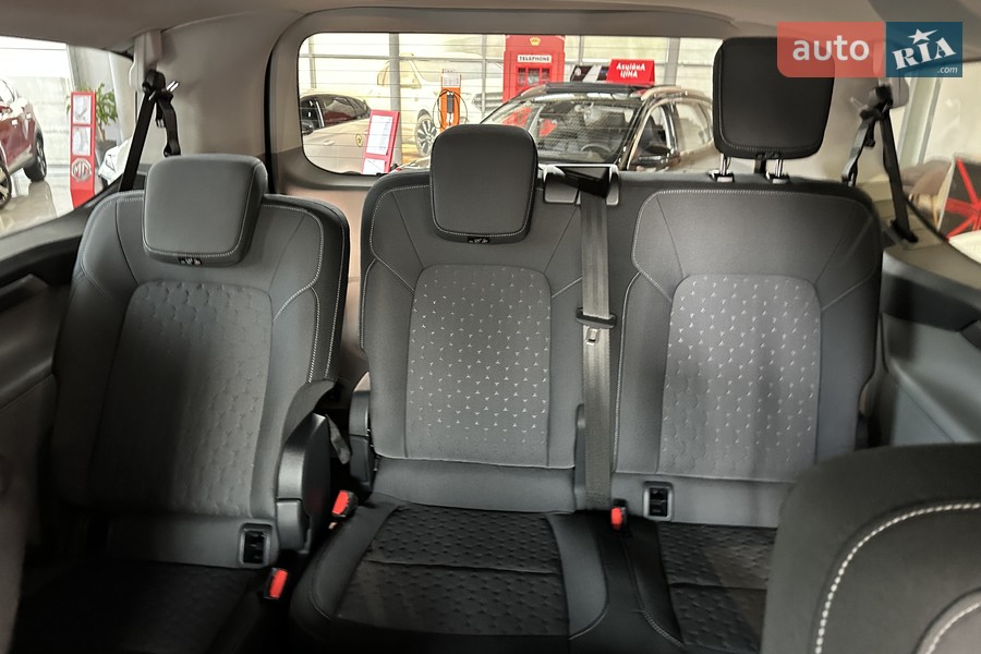 Ford Tourneo Custom - фото 30