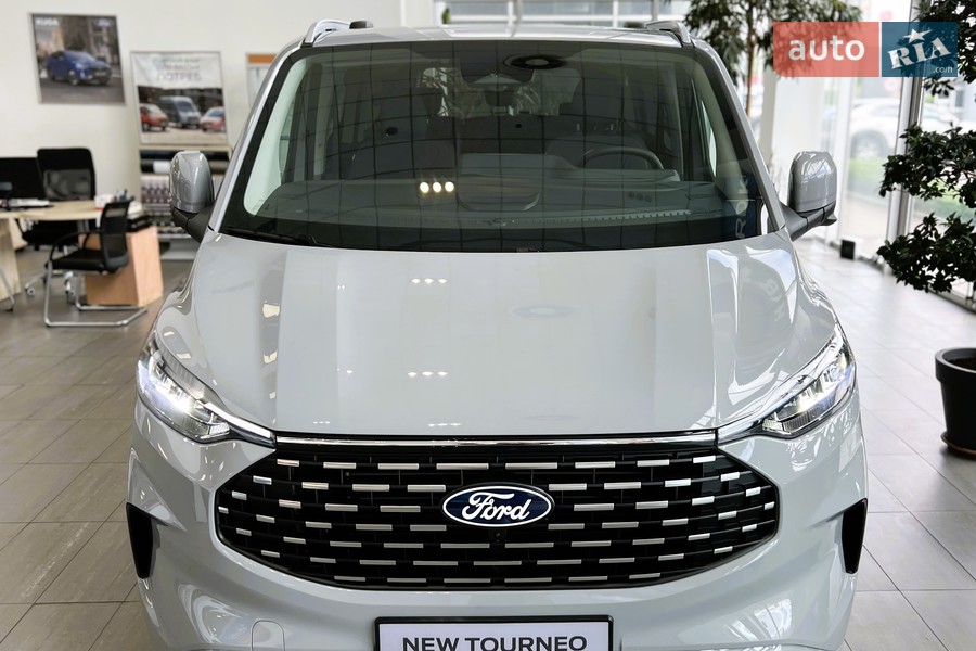 Ford Tourneo Custom - фото 2