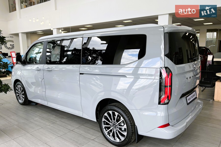 Ford Tourneo Custom - фото 4