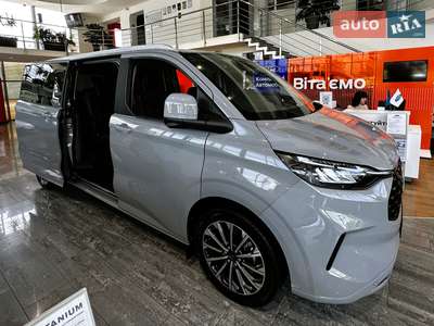 Новий Ford Tourneo Custom 2024 - фото 3