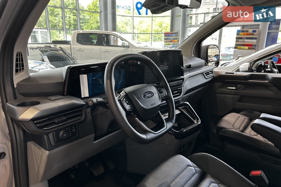 Ford Tourneo Custom - фото 13