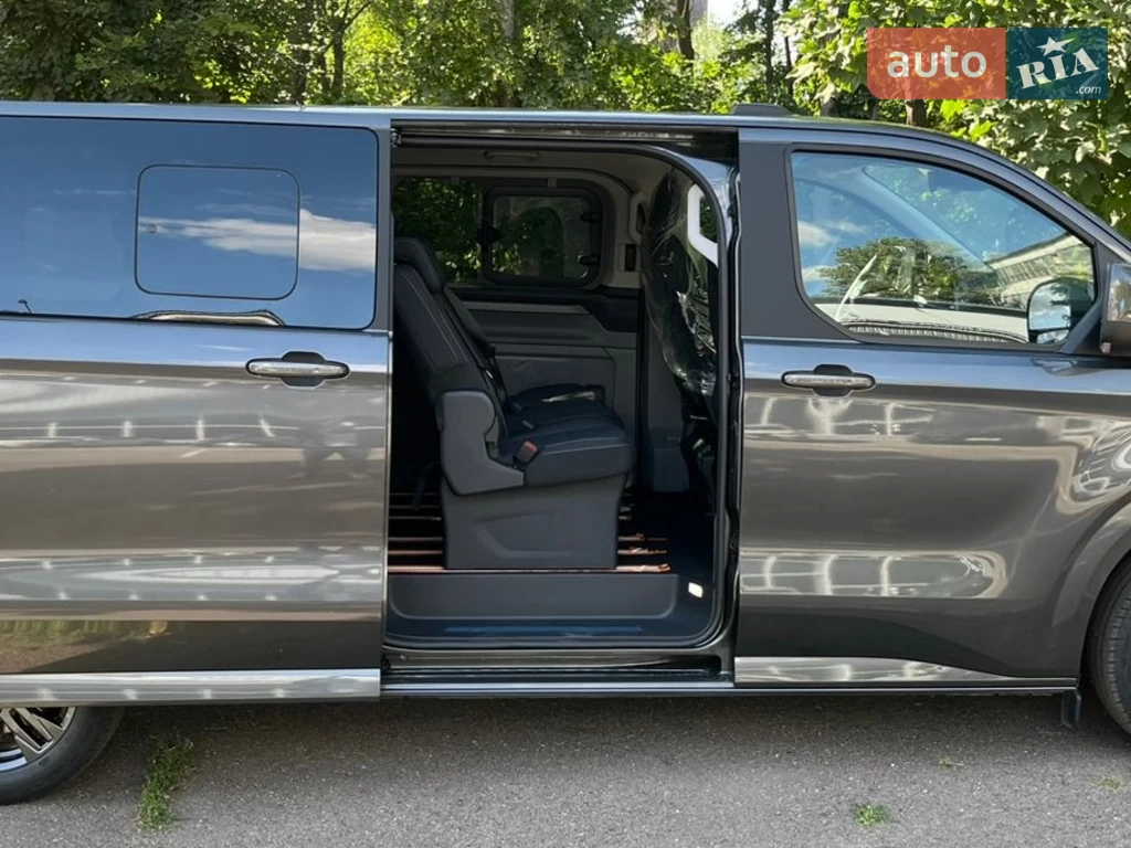 Ford Tourneo Custom Titanium