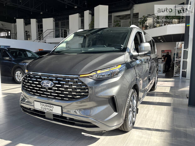 Ford Tourneo Custom 2025