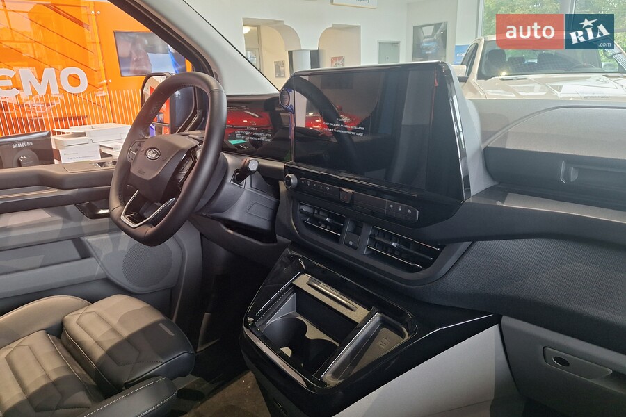 Ford Tourneo Custom - фото 16