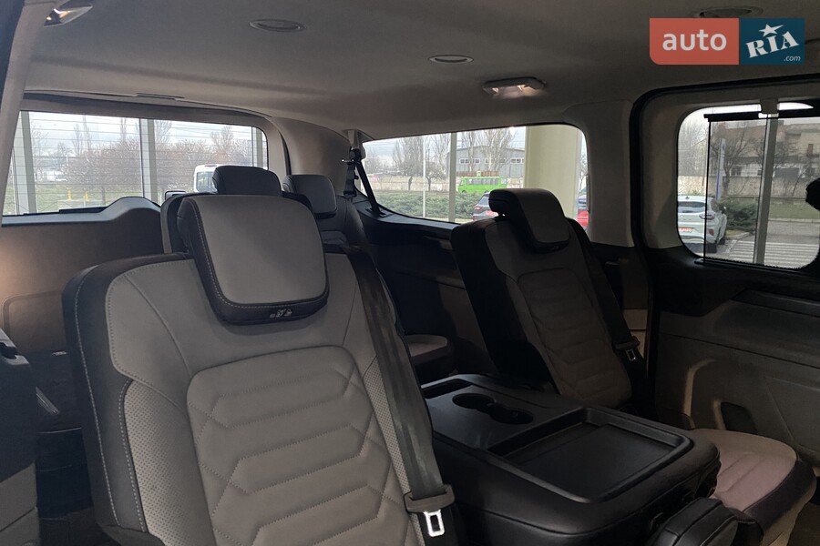 Ford Tourneo Custom - фото 14