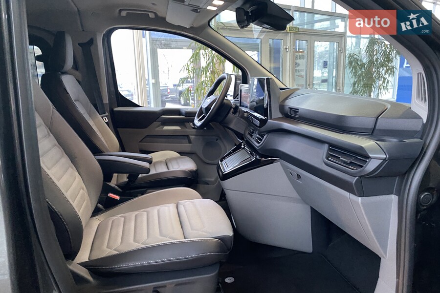 Ford Tourneo Custom - фото 23