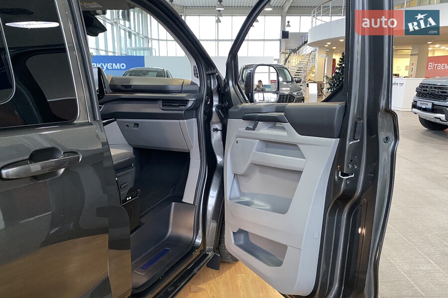 Ford Tourneo Custom - фото 21