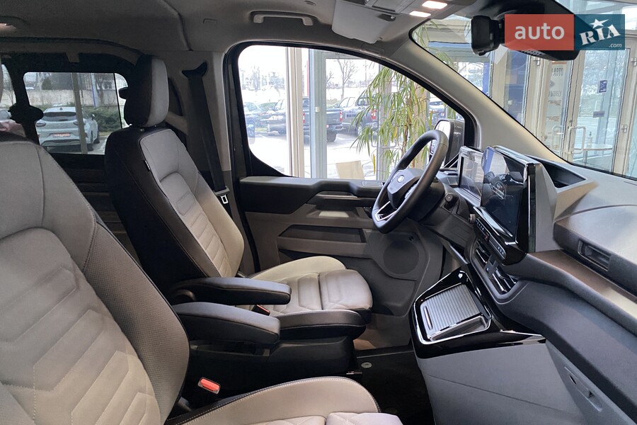 Ford Tourneo Custom - фото 24