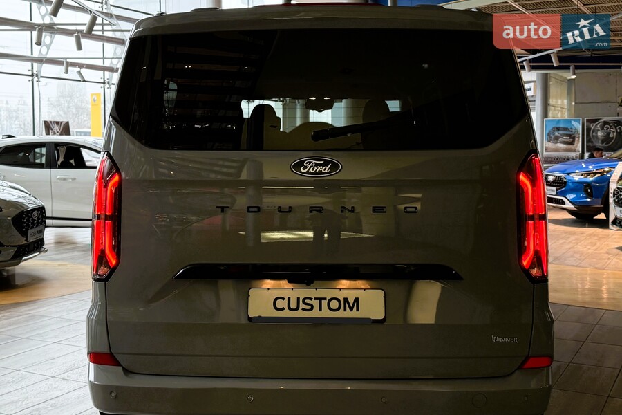 Ford Tourneo Custom - фото 9