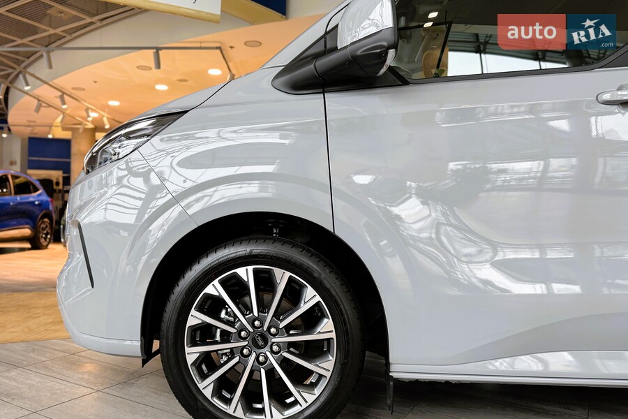 Ford Tourneo Custom - фото 11