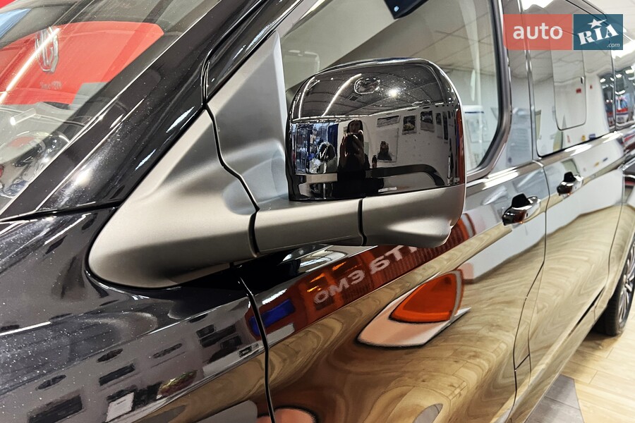 Ford Tourneo Custom - фото 11