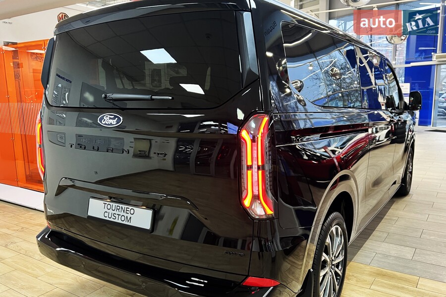 Ford Tourneo Custom - фото 4