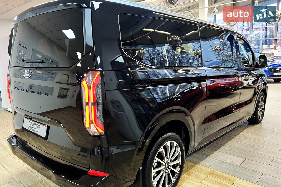 Ford Tourneo Custom - фото 5