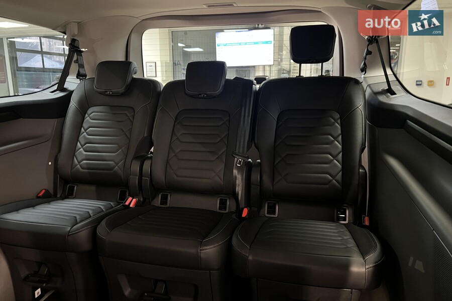 Ford Tourneo Custom - фото 18