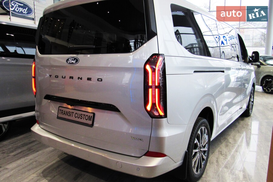 Ford Tourneo Custom - фото 7