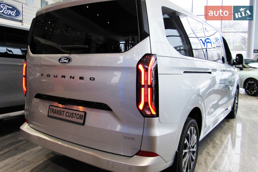Ford Tourneo Custom - фото 8