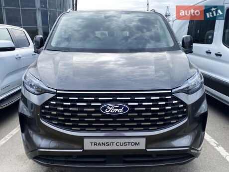 Ford Tourneo Custom 2025