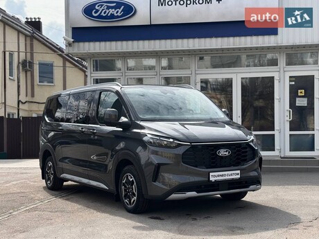 Ford Tourneo Custom 2025