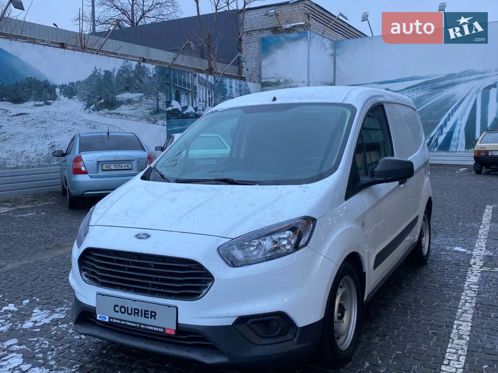 Ford Transit Courier Ambiente Plus