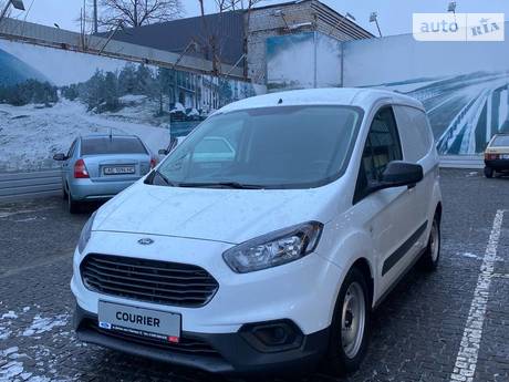 Ford Transit Courier 2023