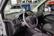 Ford Transit Courier - фото 10