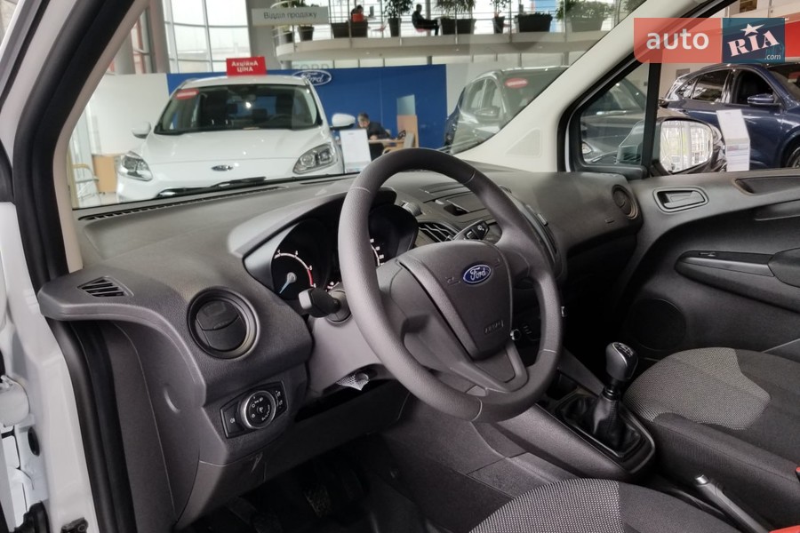 Ford Transit Courier - фото 10