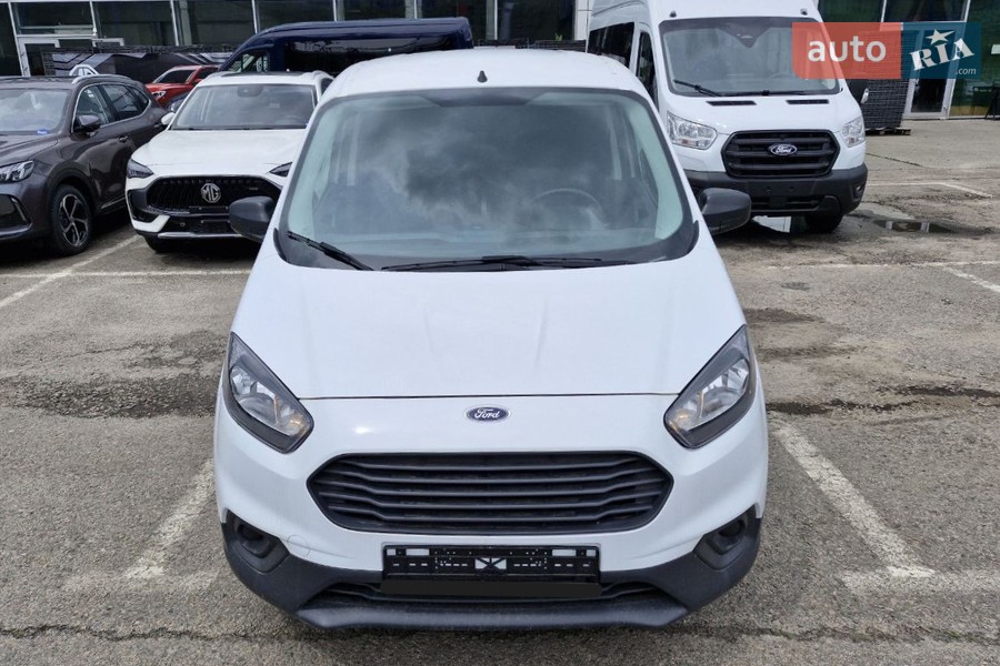 Ford Transit Courier - фото 3