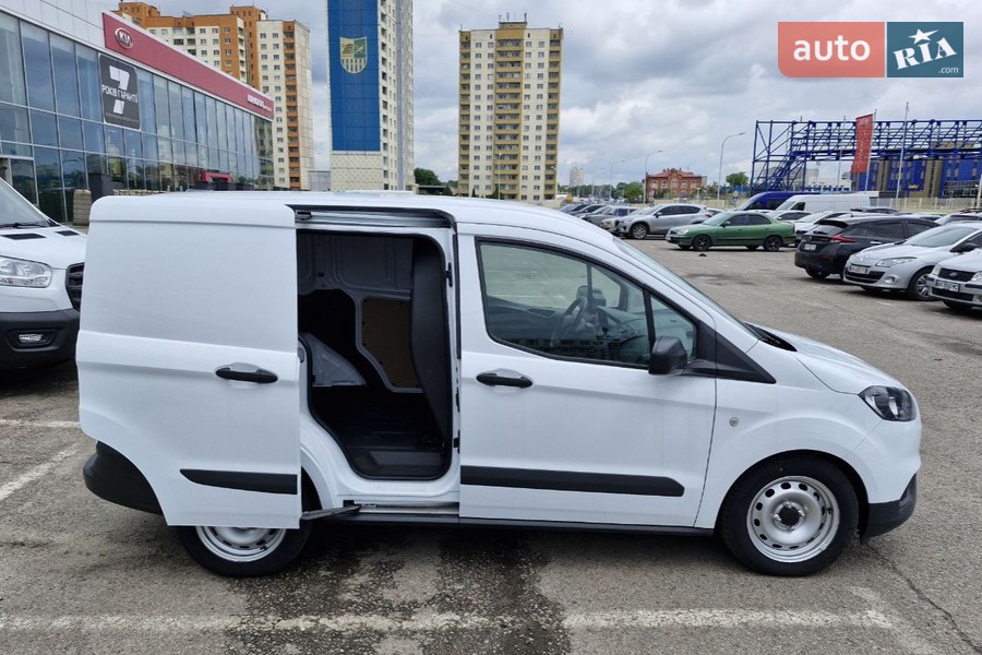 Ford Transit Courier - фото 7