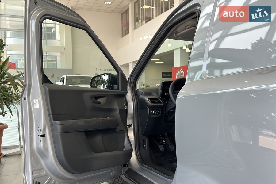 Ford Transit Courier - фото 10