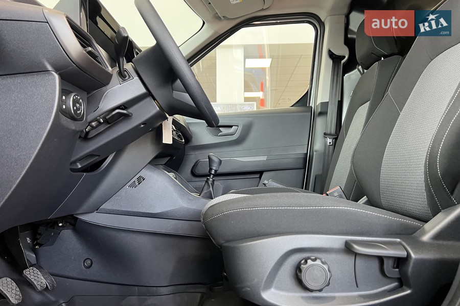 Ford Transit Courier - фото 16