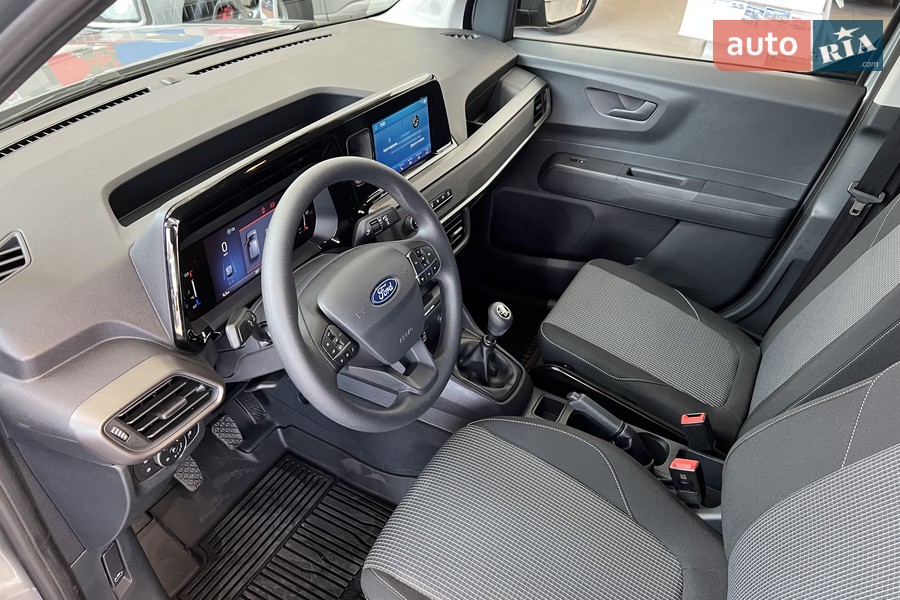 Ford Transit Courier - фото 19