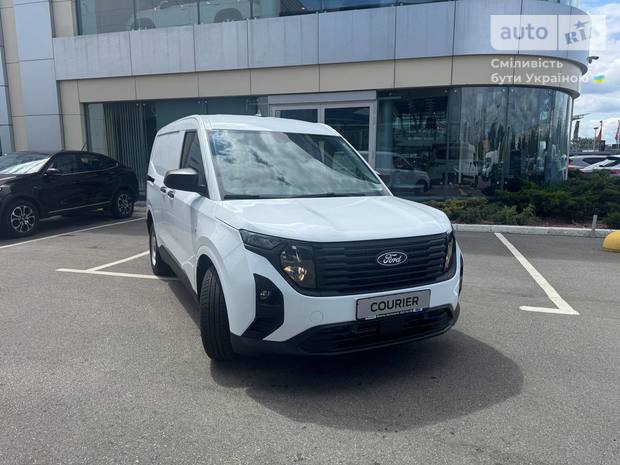 Ford Transit Courier 2025