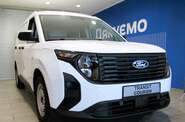 Ford Transit Courier Base