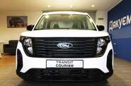 Ford Transit Courier Base