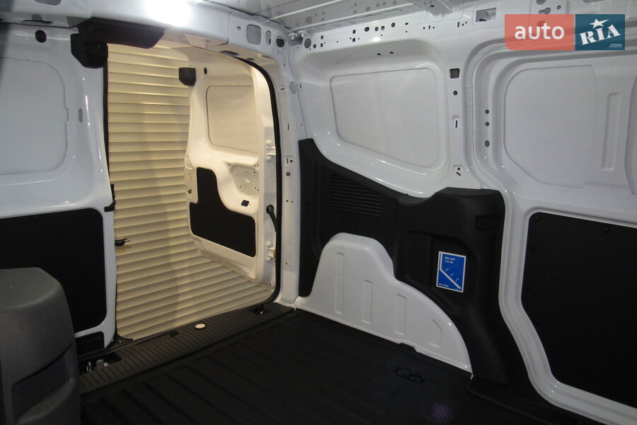 Ford Transit Courier - фото 9