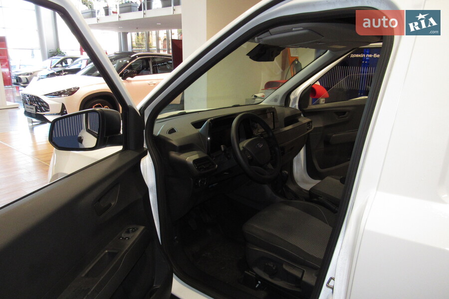 Ford Transit Courier - фото 11