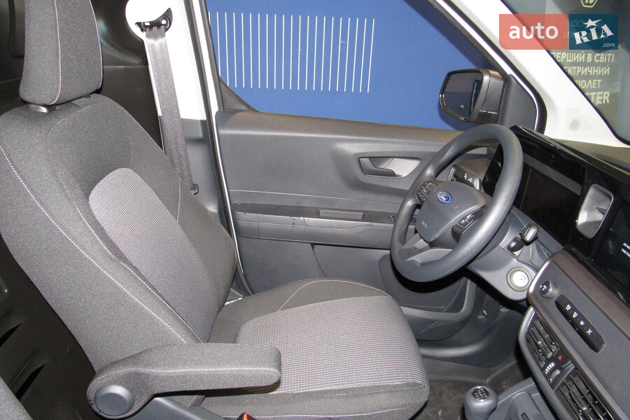 Ford Transit Courier - фото 13