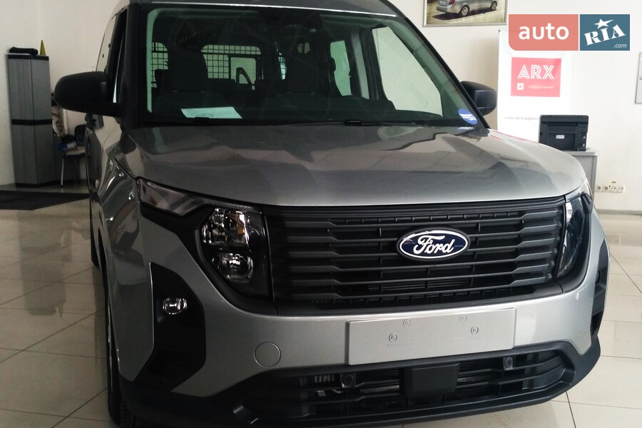 Ford Transit Courier - фото 2