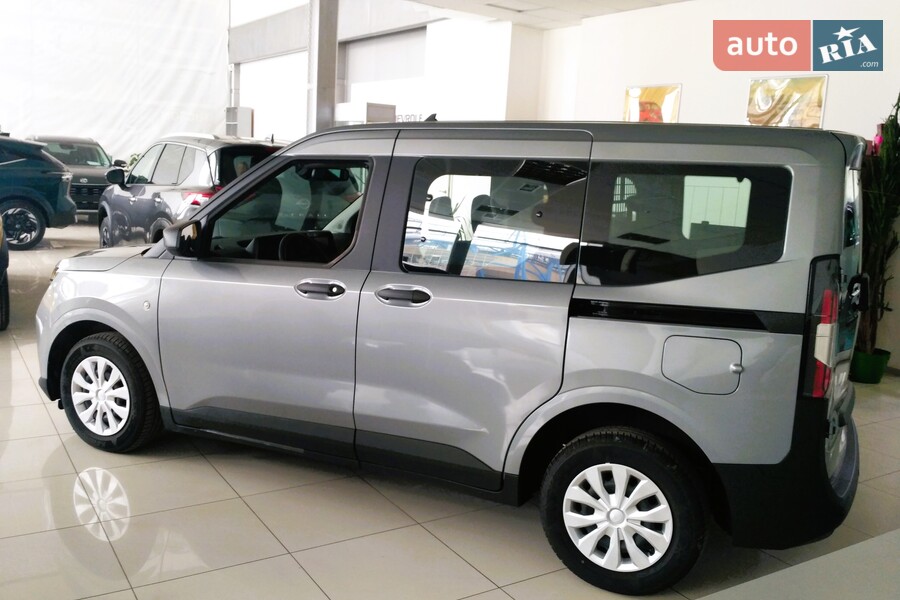 Ford Transit Courier - фото 4