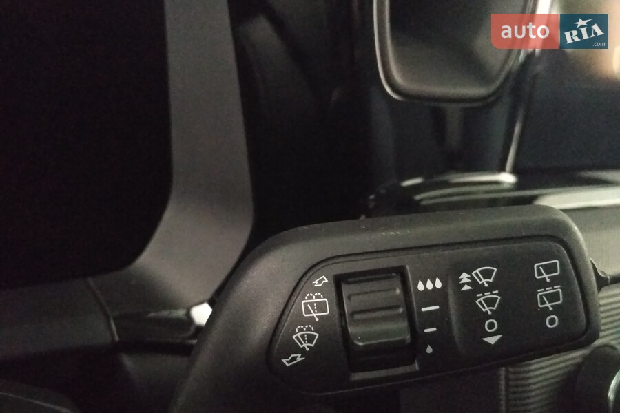 Ford Transit Courier - фото 14