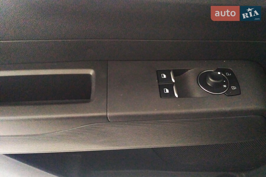 Ford Transit Courier - фото 11