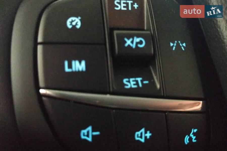 Ford Transit Courier - фото 15