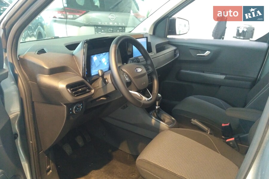 Ford Transit Courier - фото 23