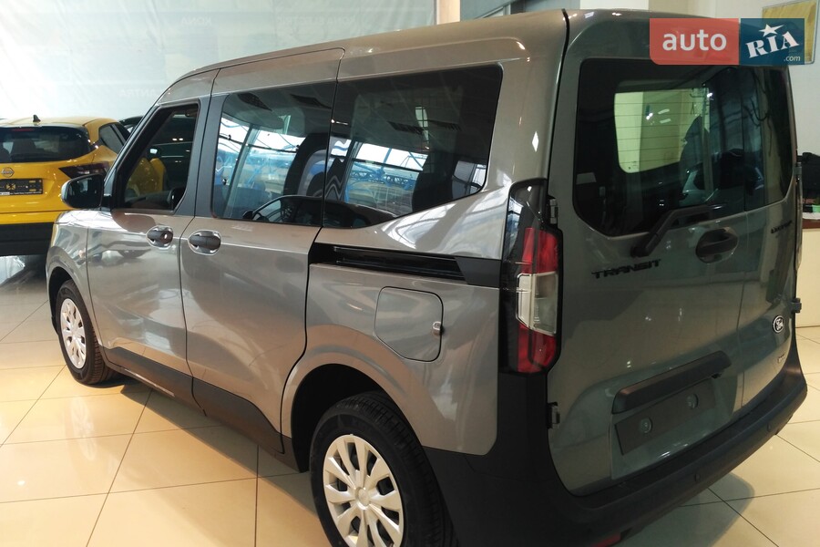 Ford Transit Courier - фото 6